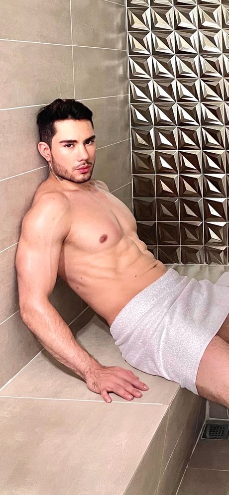 MAT AS URIBE best model pics