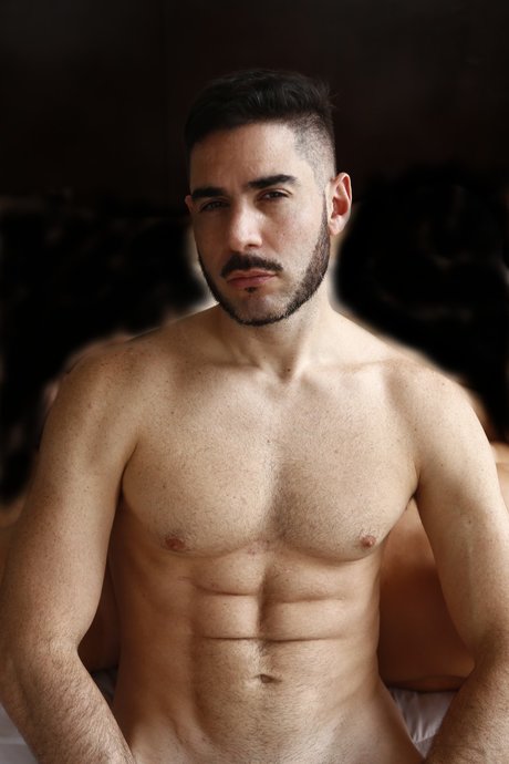 Nicolas Matthias FREE nudes star image