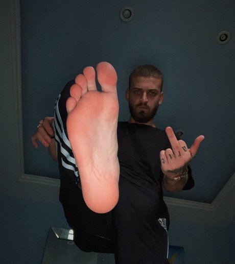 Master Luis star adult picture