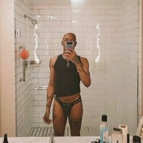 Norman Batez top pornstar photos