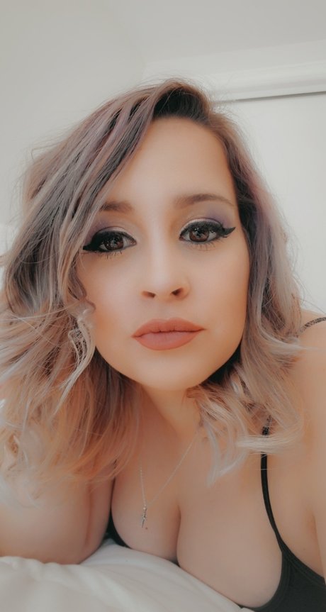 Mary B rub_ nude actress photos