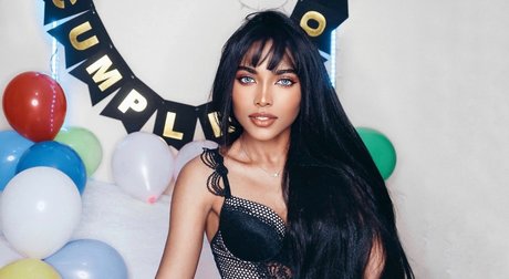 Robincita_ art model pic