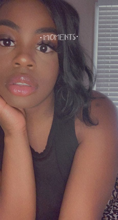 Cinnamon Kiss_ pornstar best pictures