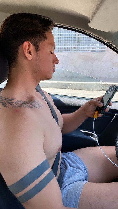 MaxxxDylan free pornstar img