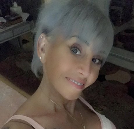 Meshi top model pics