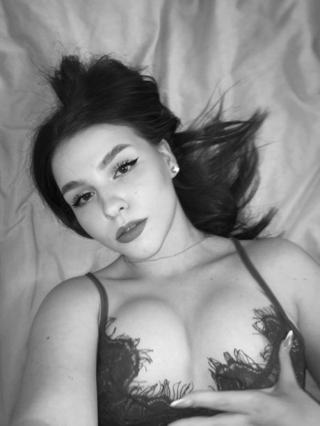 Sunny girl nice model gallery