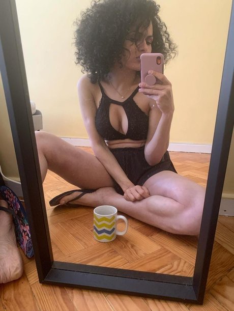 Bruna Mello nudes model picture