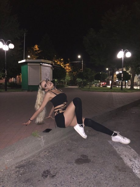 6d6vil6 pornstar sex image