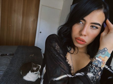 joi asian onlyfans perfect pic