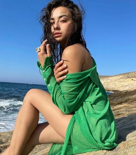 thick latina milf onlyfans hot nude img