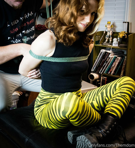 themdom naked star images