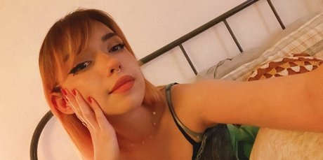 shelbygraces free model img