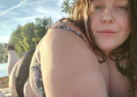 sunnisoftbodystoner perfect actress photo