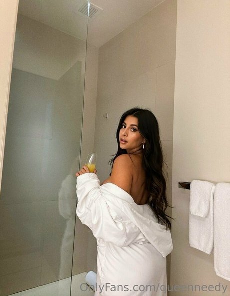 lightskin onlyfans free naked pic