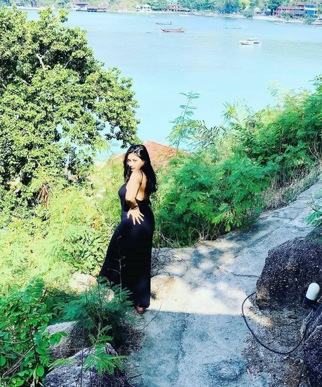 Real Goddessanna sexy actress pics