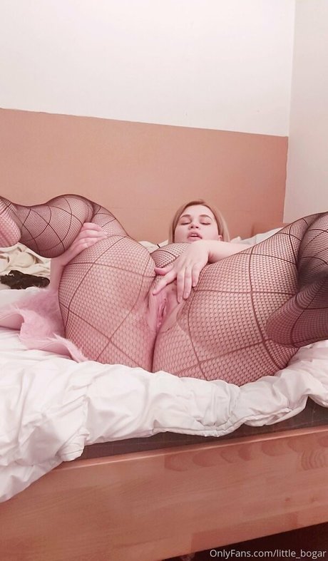 milf wife onlyfans art nude photo