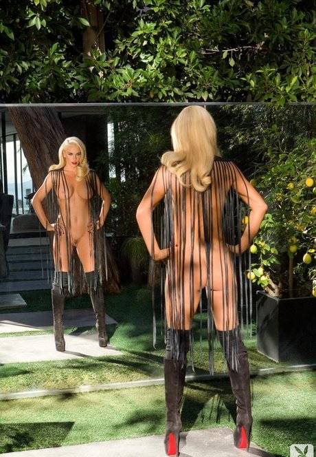 Jenny McCarthy pornographic star galleries