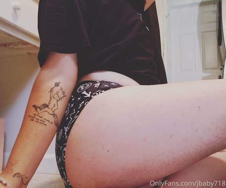 smile onlyfans top pic