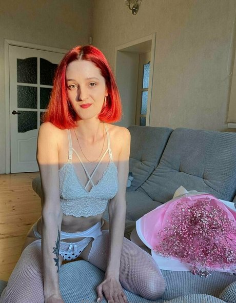 leelooflame star exclusive img