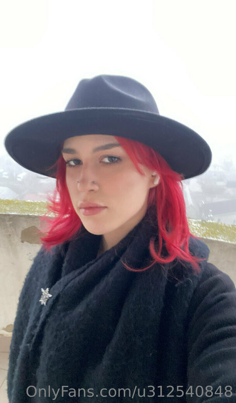 lesbian fingering onlyfans pretty image