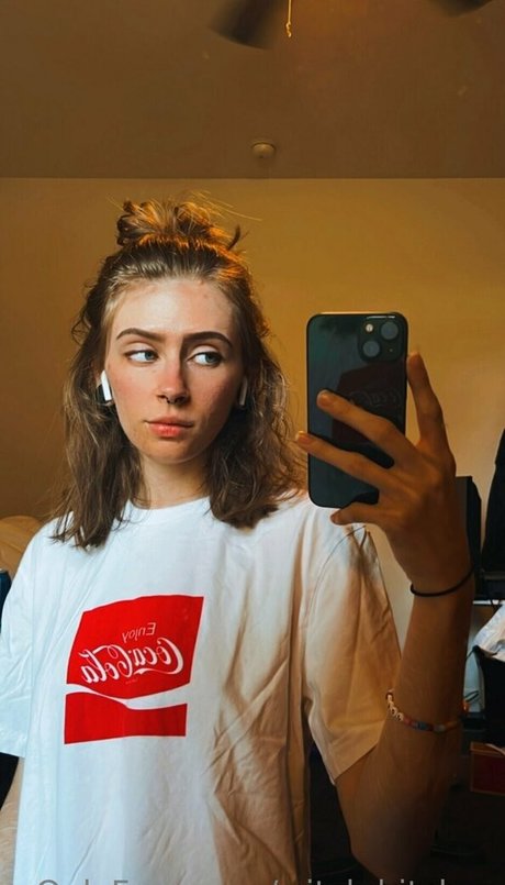 witch bitchxx pornstar nude pictures