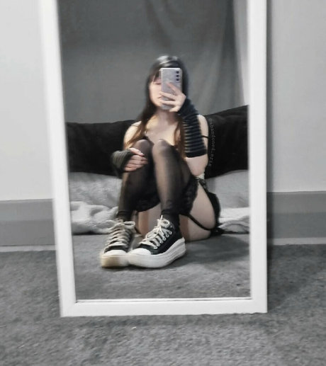 abandonederis pretty pornstar galleries