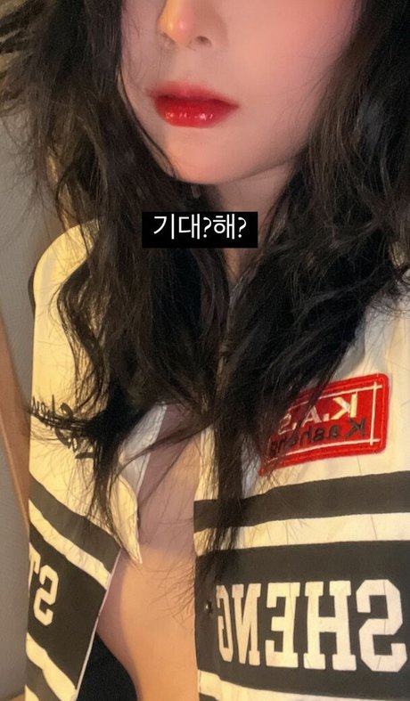 fingering pussy onlyfans free naked images