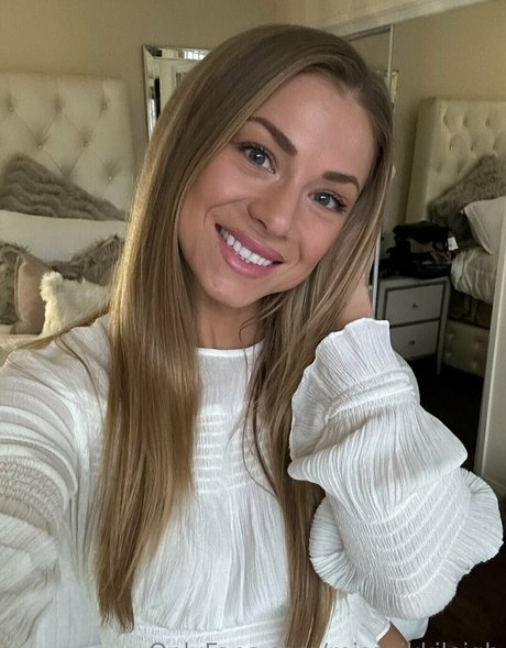 missnikkileigh high quality actress galleries