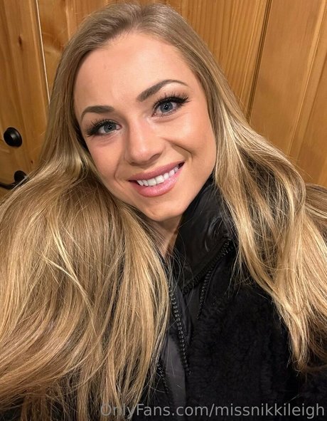 missnikkileigh star naked img