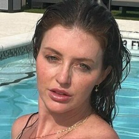 gingrbreadginny star nudes pictures