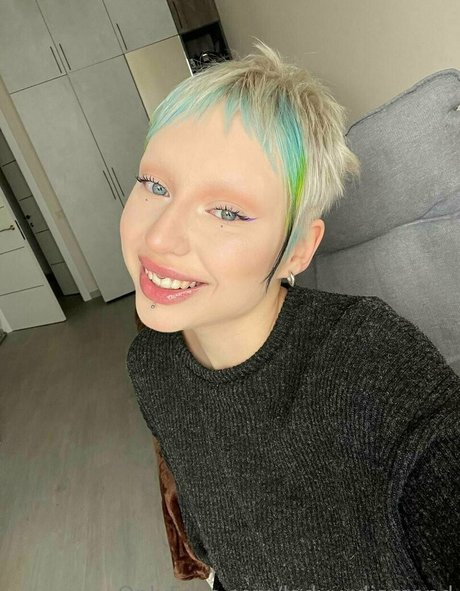 ladyy diamond art star pic