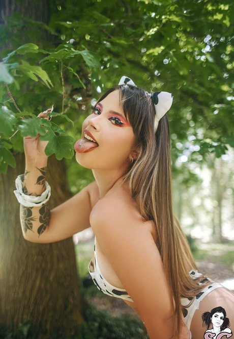 Johabettina model naked pic