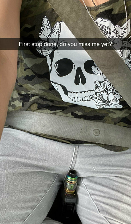 sarahmaxx pornstar sexy picture