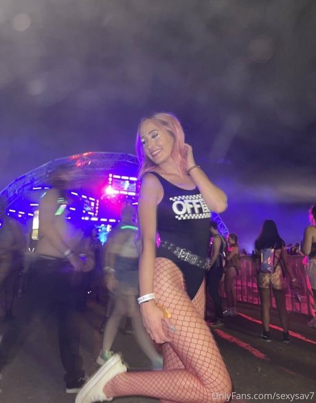 milf strip onlyfans top pic