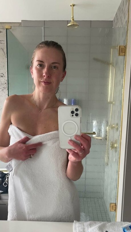 famous ladyboy onlyfans art naked img