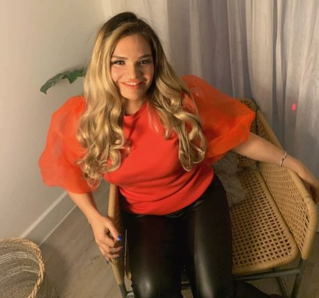 amateur trans onlyfans top pic