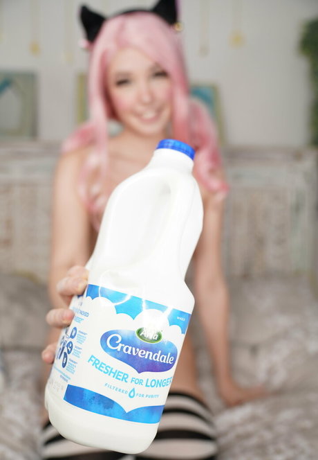 belledelphine pornstar pretty img