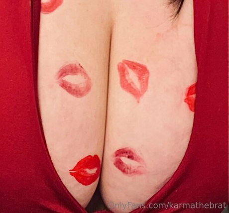 karmathebrat adult model img