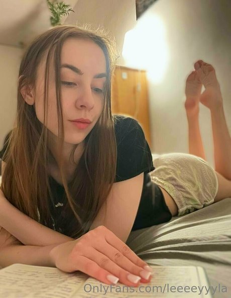 blowjob brunette onlyfans free xxx photo