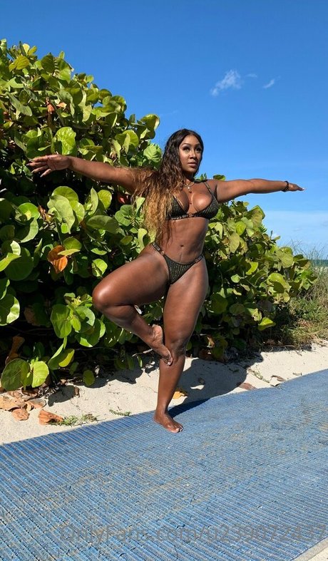 Chanya The Body best actress img