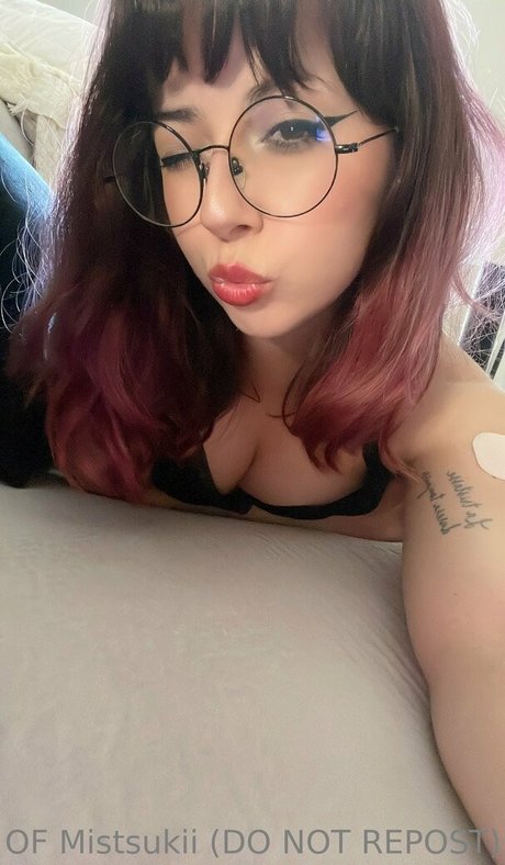 Mistsukii star hot photos