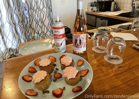 zendenjen69 porn star img