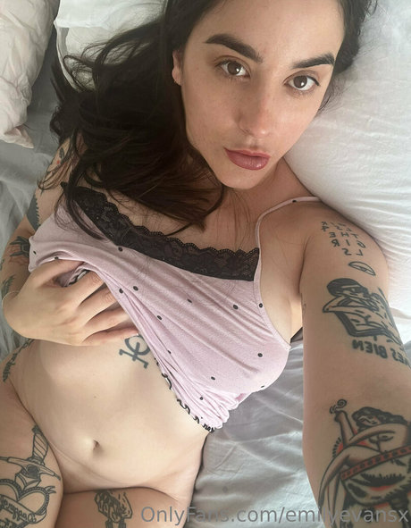 joi asian onlyfans sexy nudes pics