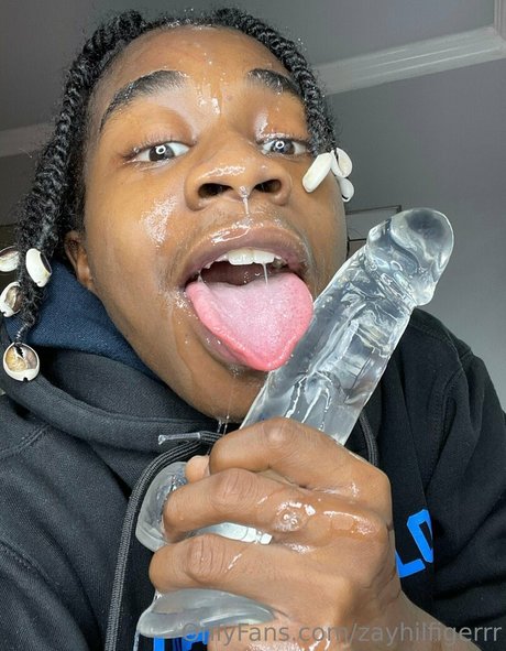 zayhilfigerrr free pornstar photo