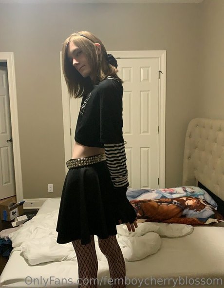 asian girlfriend onlyfans hot picture