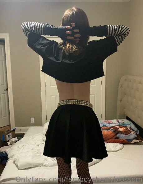 girl onlyfans free porn image