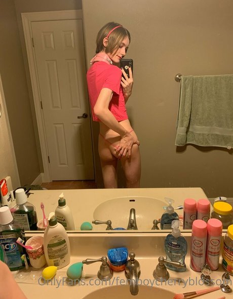 femboycherryblossom pornstar hot pic