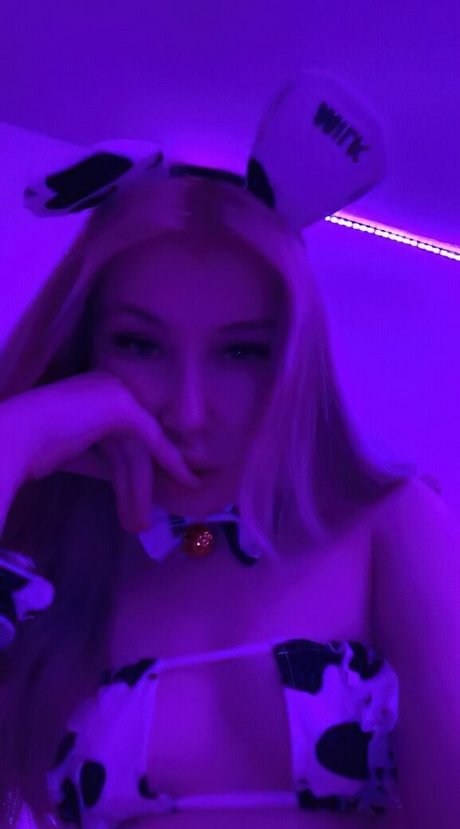 Juliesus erotic actress pictures