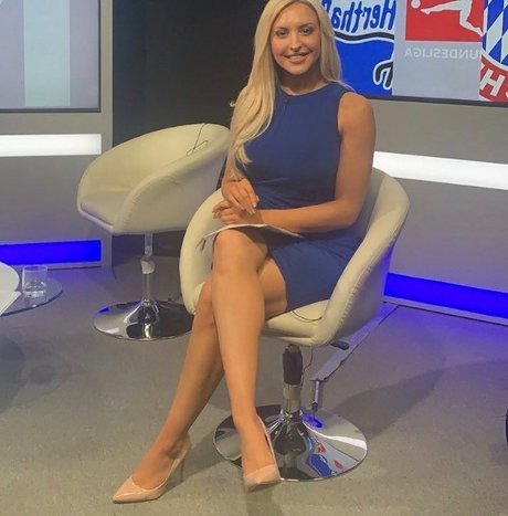 Emma Louise Jones star high quality images