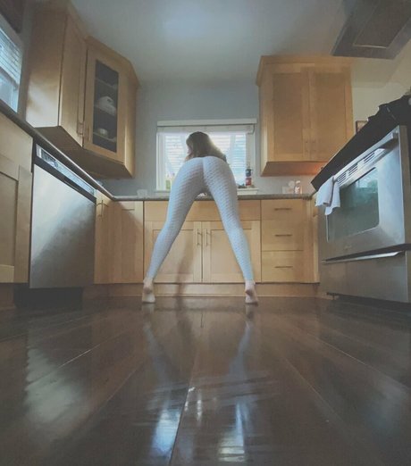 nevamore porn actress img